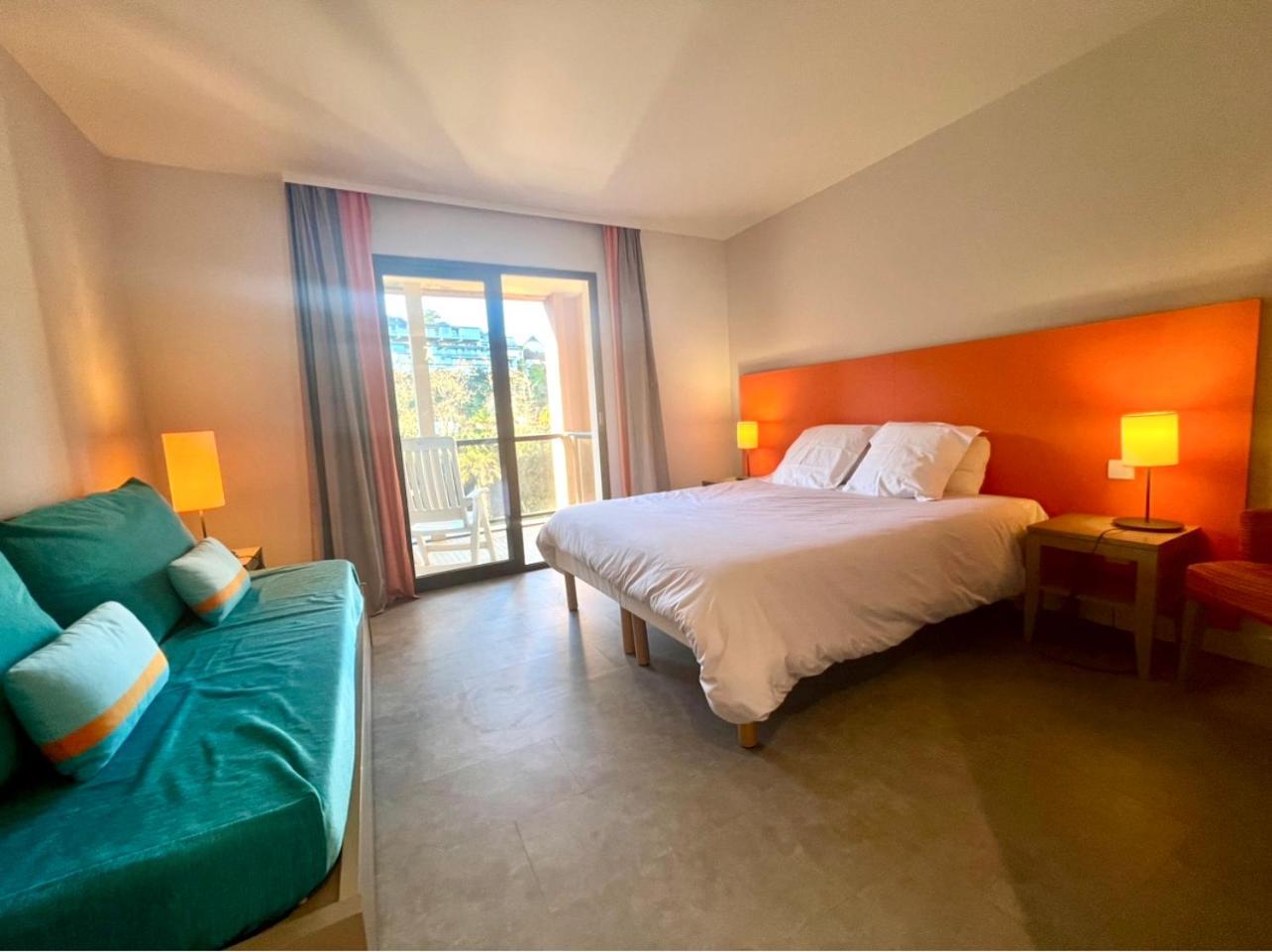 Dans Les Bras De Neptune - Plage De Trestraou - Piscine - Linge Compris - 4 A 5 Personnes Appartement *