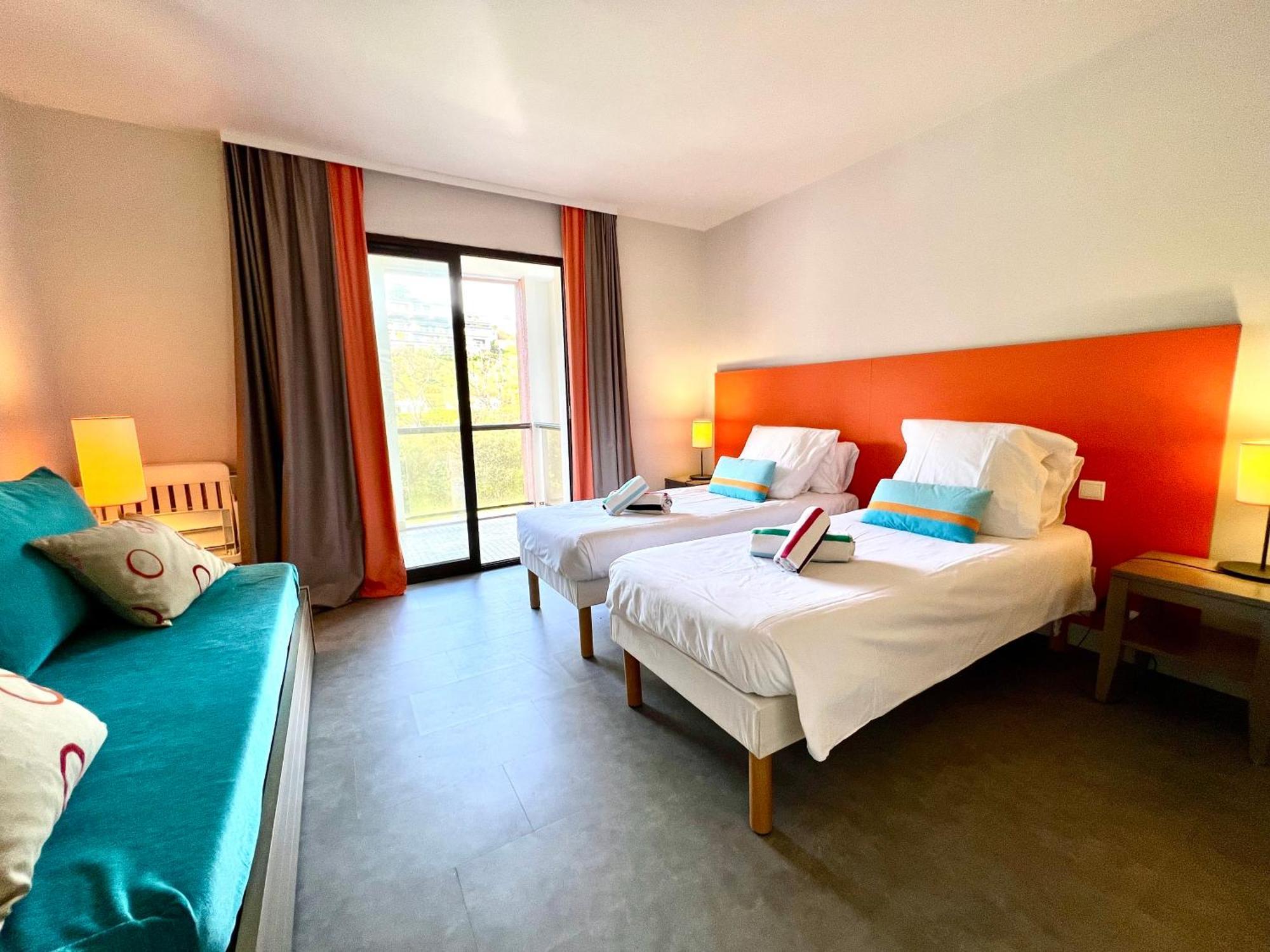 Dans Les Bras De Neptune - Plage De Trestraou - Piscine - Linge Compris - 4 A 5 Personnes